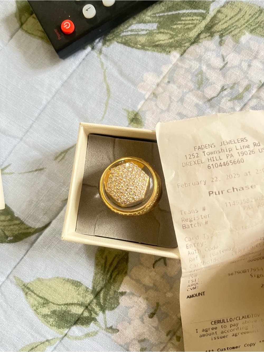 Gold-Tone Pave Disc Statement Ring - Gold beautiful size 8.
